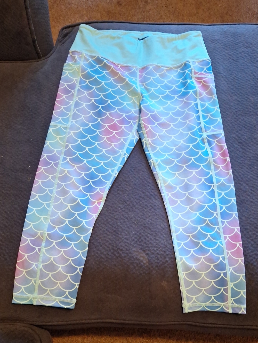 CVG MERMAID LEGGINGS CAPRI